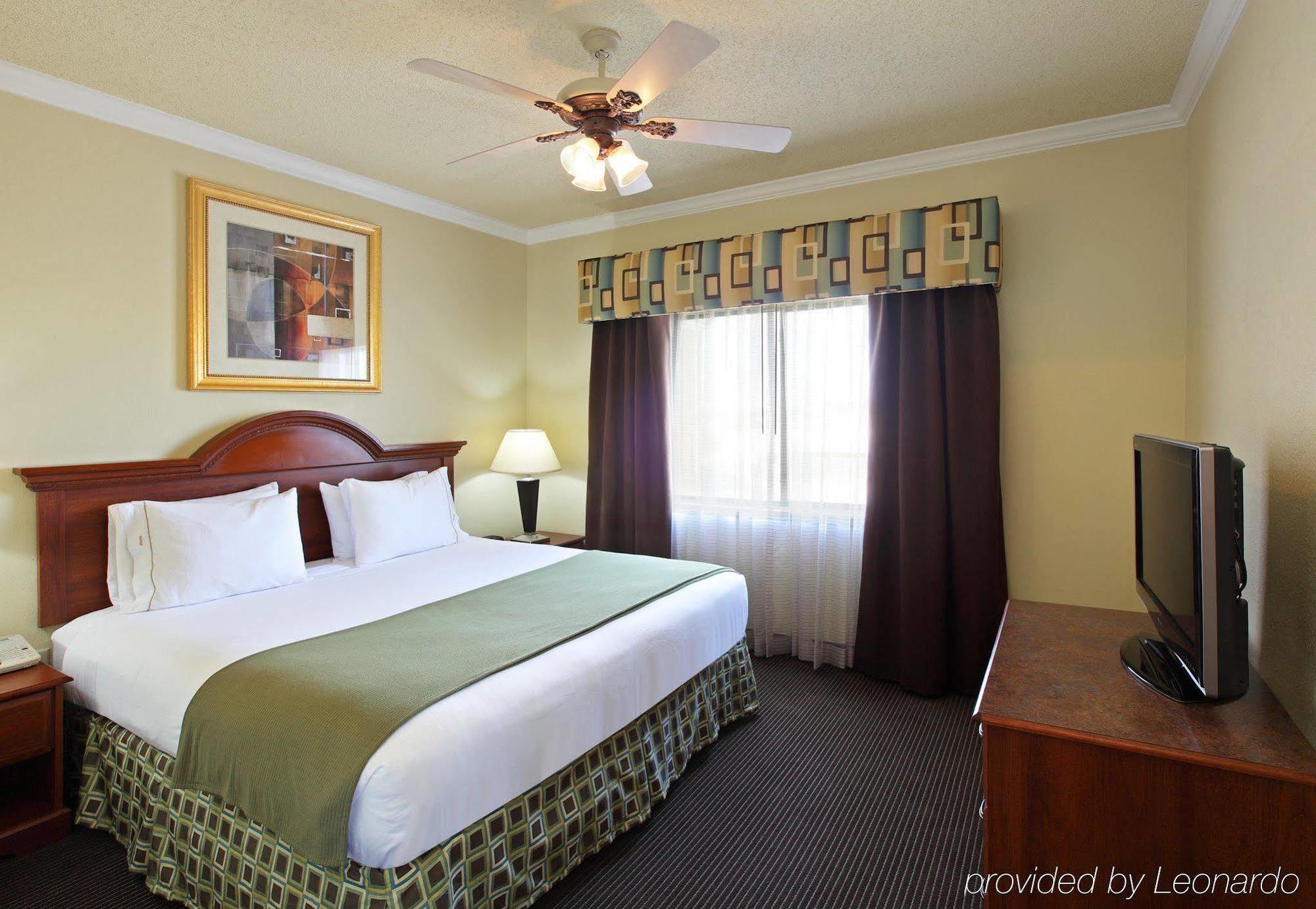 Holiday Inn Express Hotel & Suites Greenville By Ihg Zimmer foto